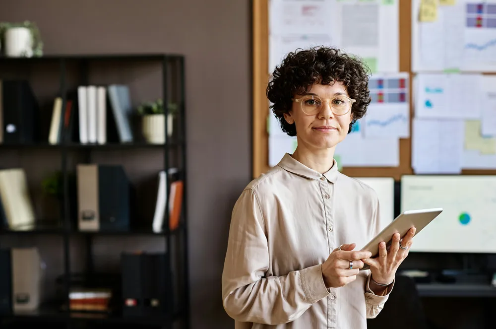 premium_photo-1663050619522-80dc1533fe00